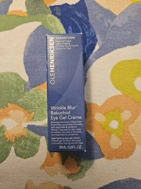 Ole Henriksen Blue Eye Gel Crème Bakuchiol Wrinkle Blur